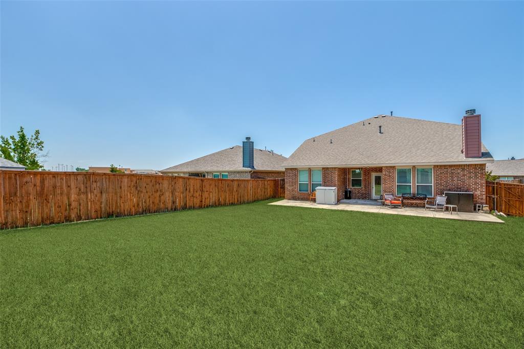 3302 Founders Way Property Photo 7