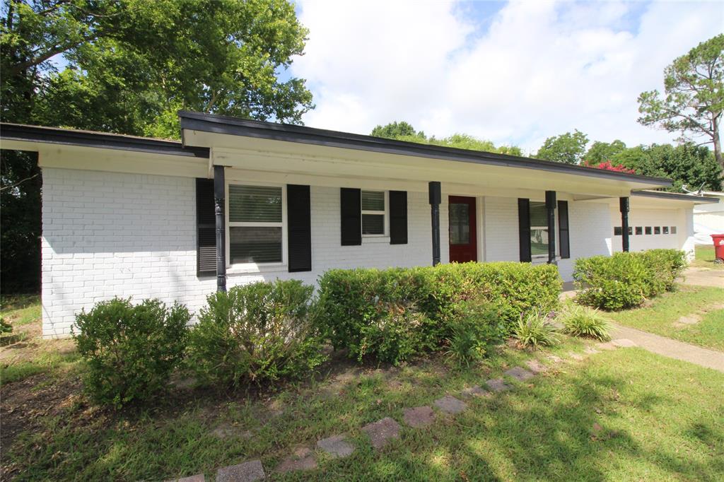 615 Sides Circle Property Photo 1