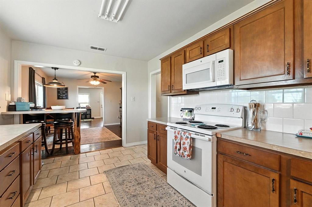 11775 Cr 242 Property Photo 25
