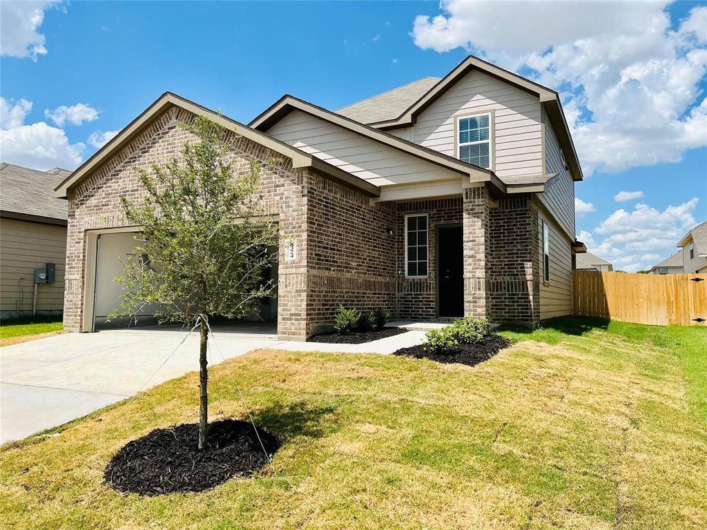 8324 White Pine Drive Property Photo 3
