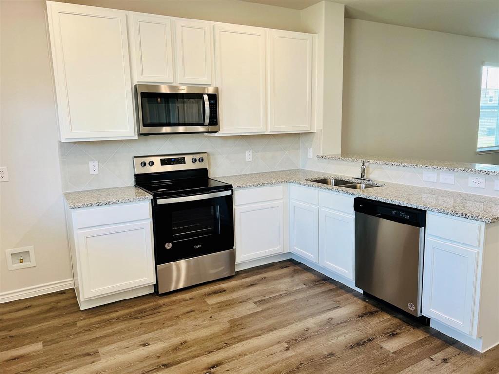8324 White Pine Drive Property Photo 10