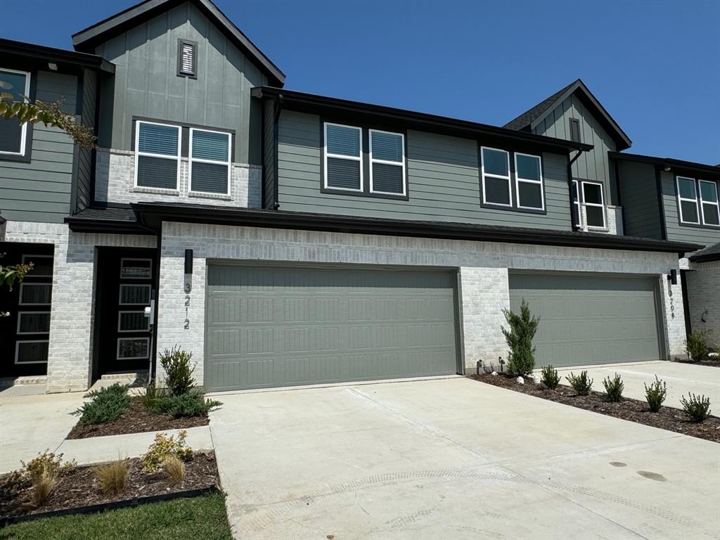3212 Rustic Creek Drive Property Photo 1
