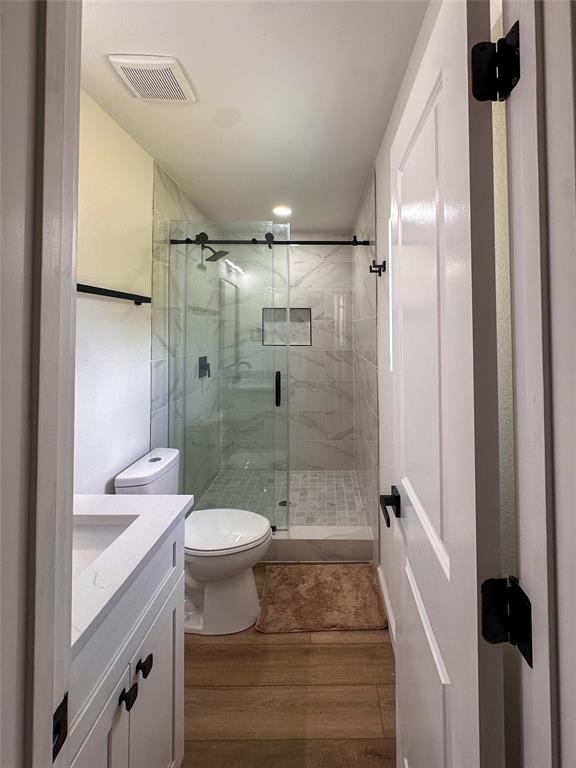 809 Longbeach Drive Property Photo 10