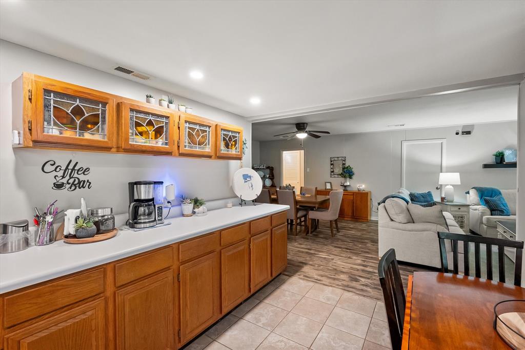 4208 Shipley Court Property Photo 4