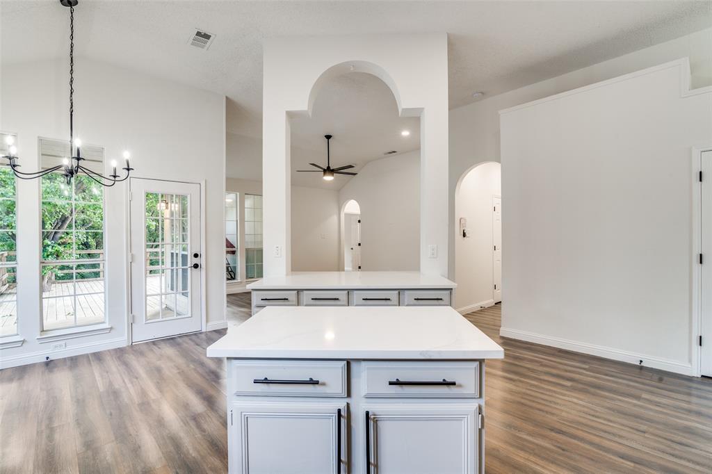 1433 Cross Courts Drive Property Photo 7