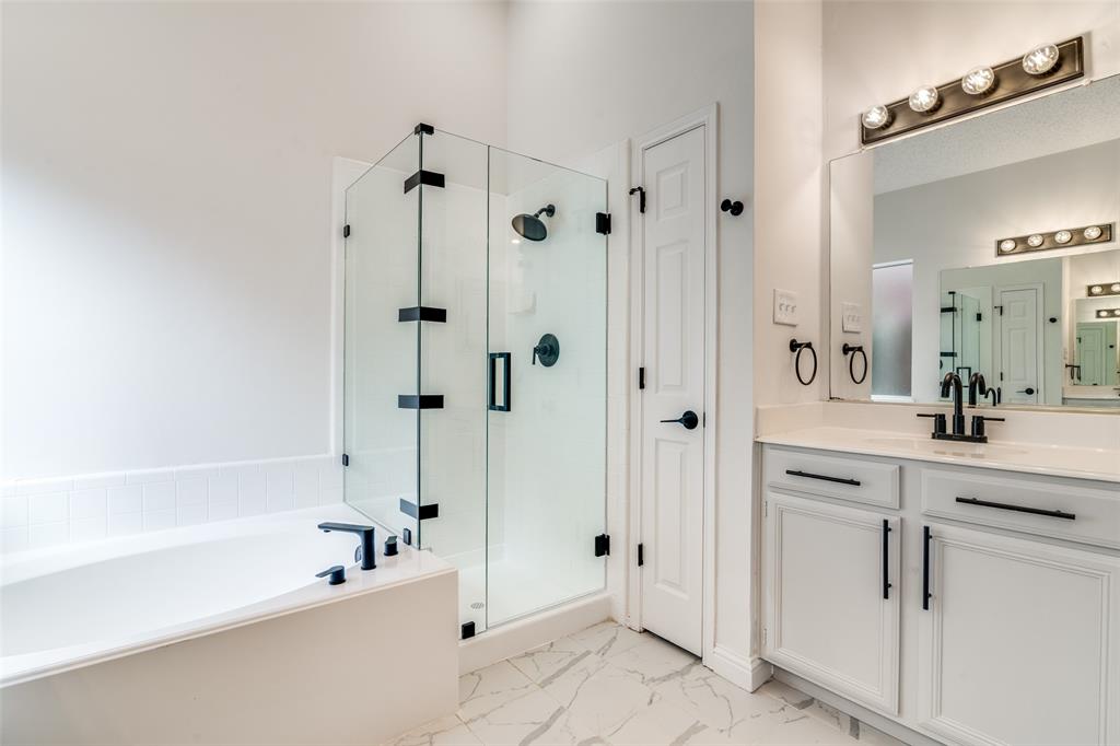 1433 Cross Courts Drive Property Photo 12