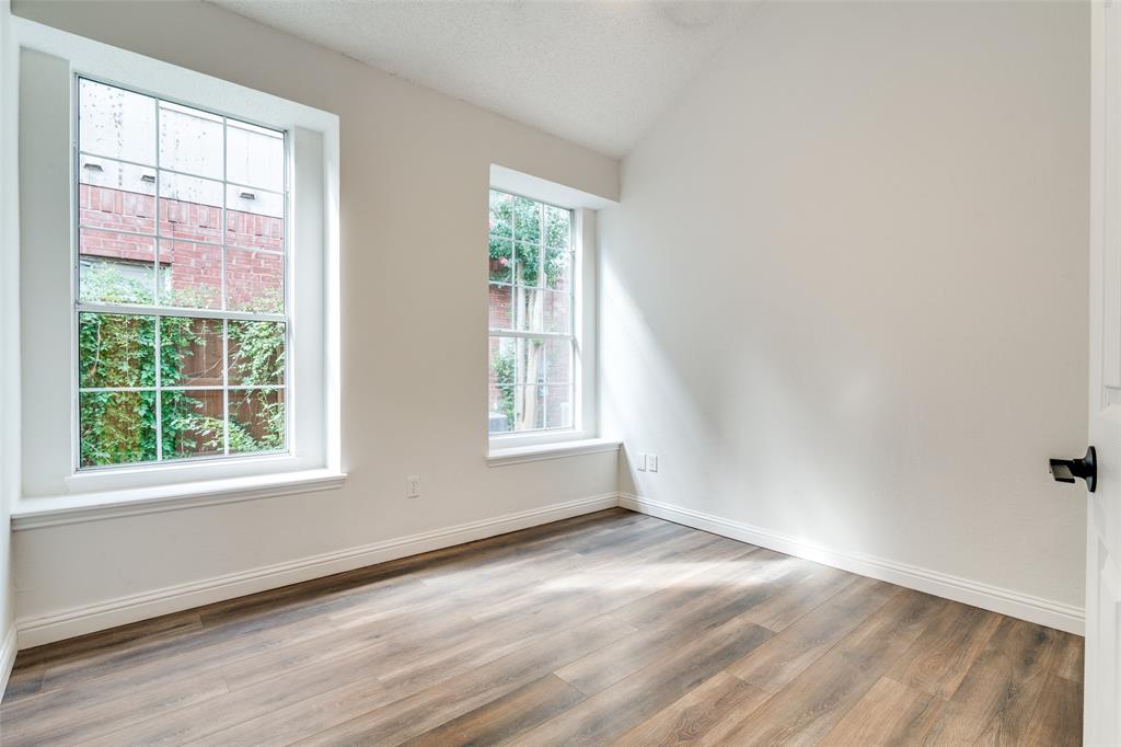 1433 Cross Courts Drive Property Photo 16