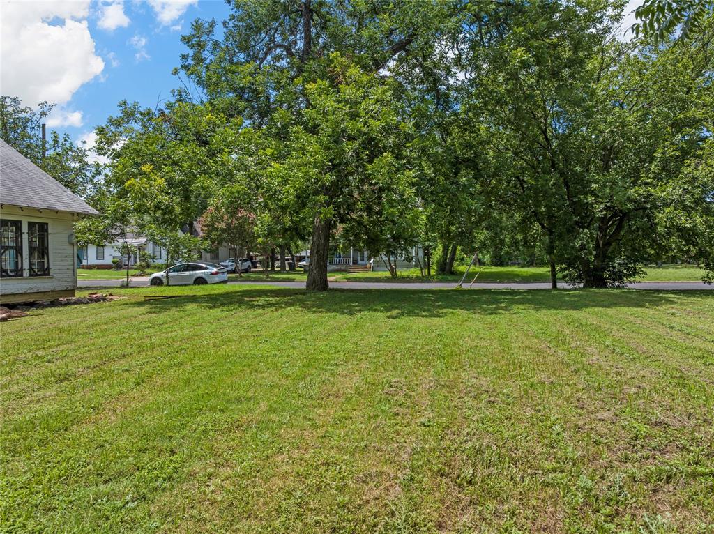 1425 N 6th Street Property Photo 1