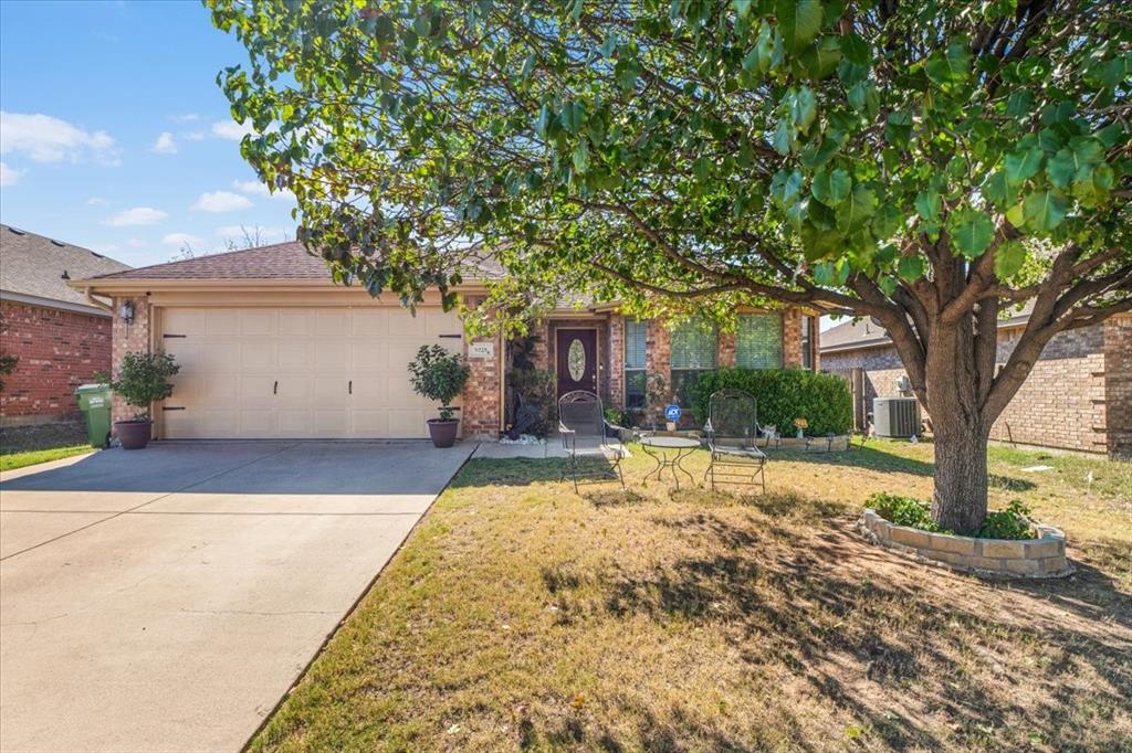 9225 Mairilyn Drive Property Photo 1