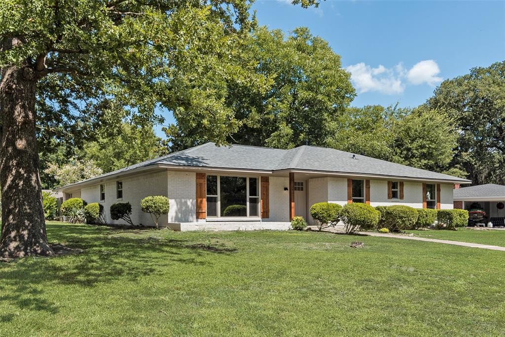 3002 Tanglewood Drive Property Photo 1