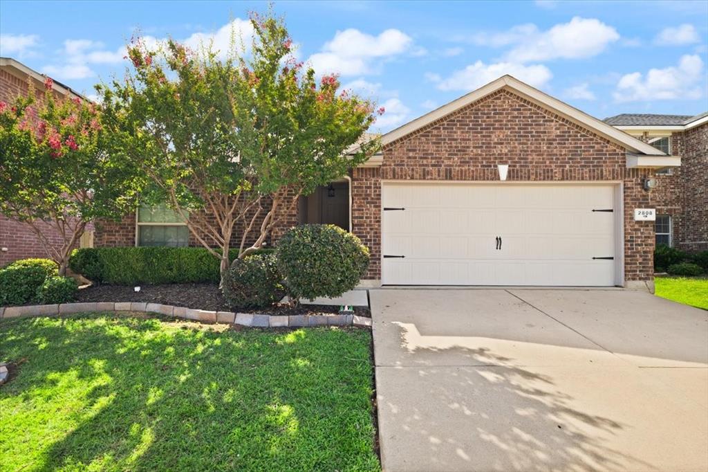 2808 Gardendale Drive Property Photo 1