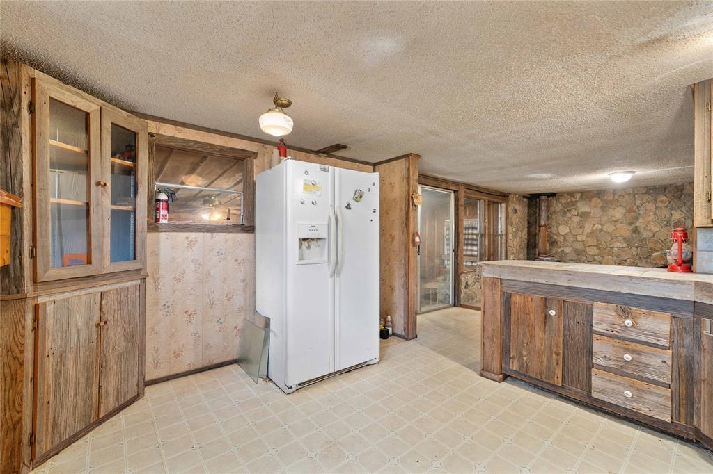 601 Country Oaks Lane Property Photo 7
