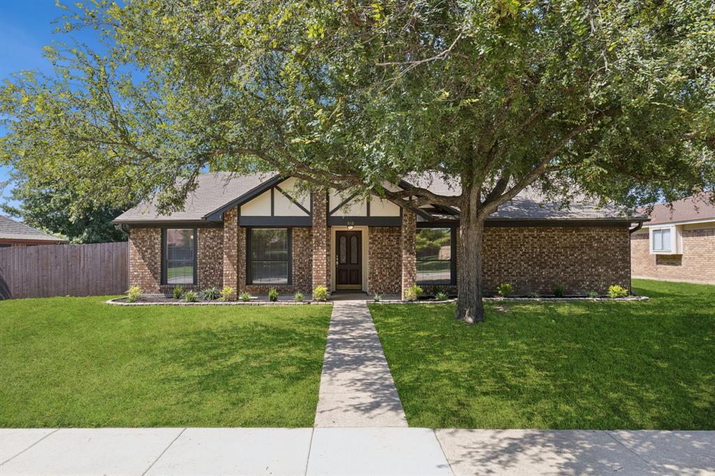 916 Baxter Drive Property Photo 1