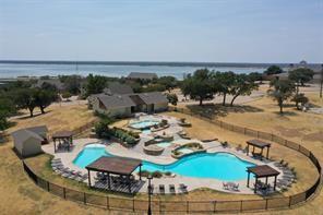 42251 Prestwick Drive Property Photo 4