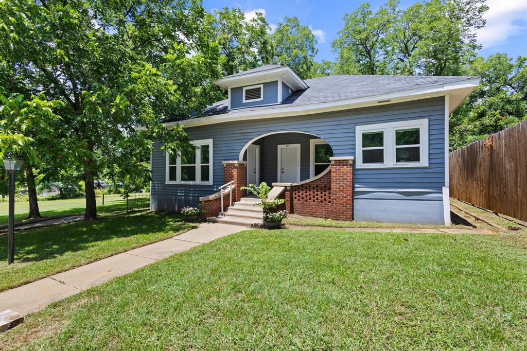 421 W Morton Street Property Photo 1