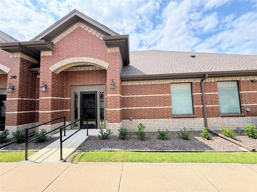 1511 W Mcdermott Drive 230 Property Photo 1