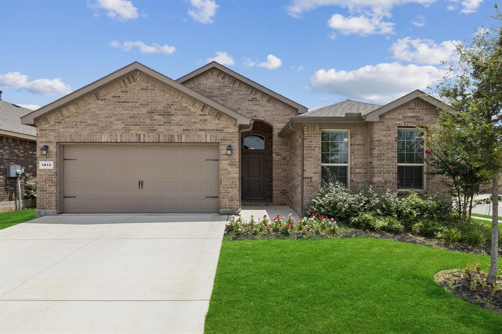 1813 Eridanus Drive Property Photo 1