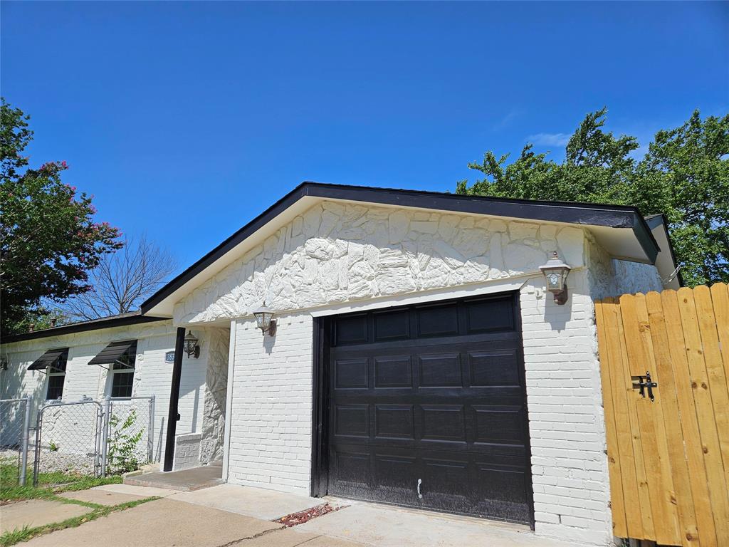 3837 Ambassador Way Property Photo 1