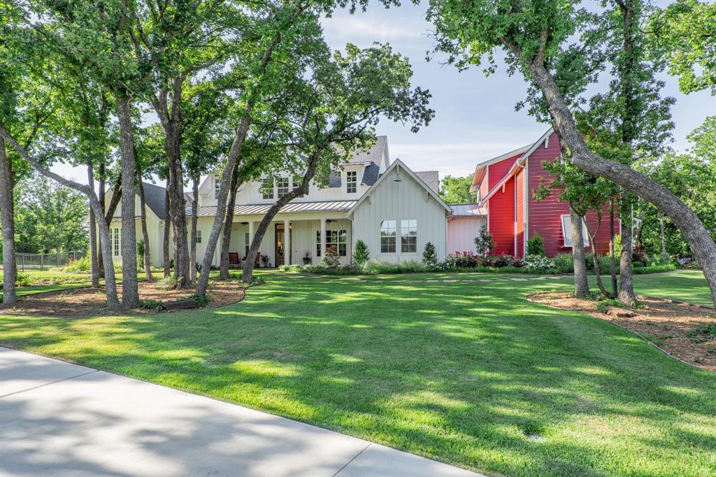 901 Thornridge Circle Property Photo 1
