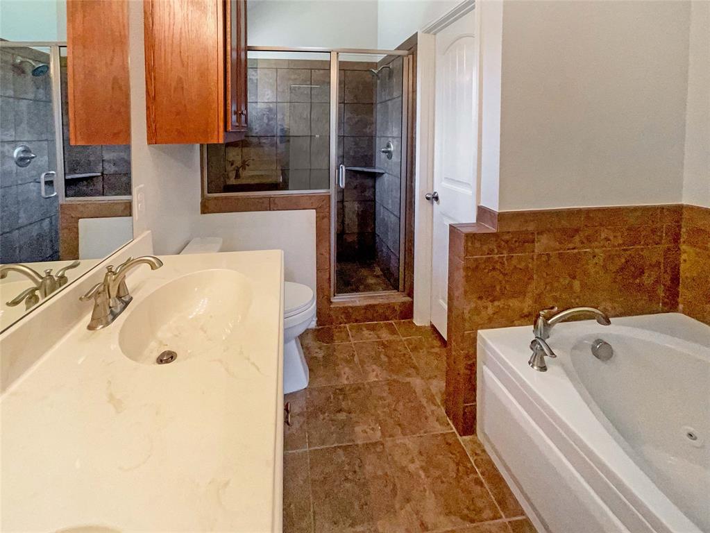 1904 Louis Miller Drive Property Photo 5