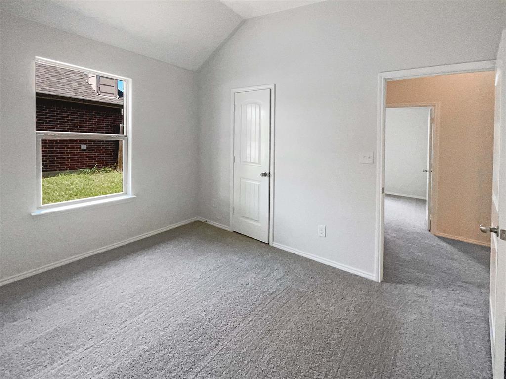 1904 Louis Miller Drive Property Photo 10