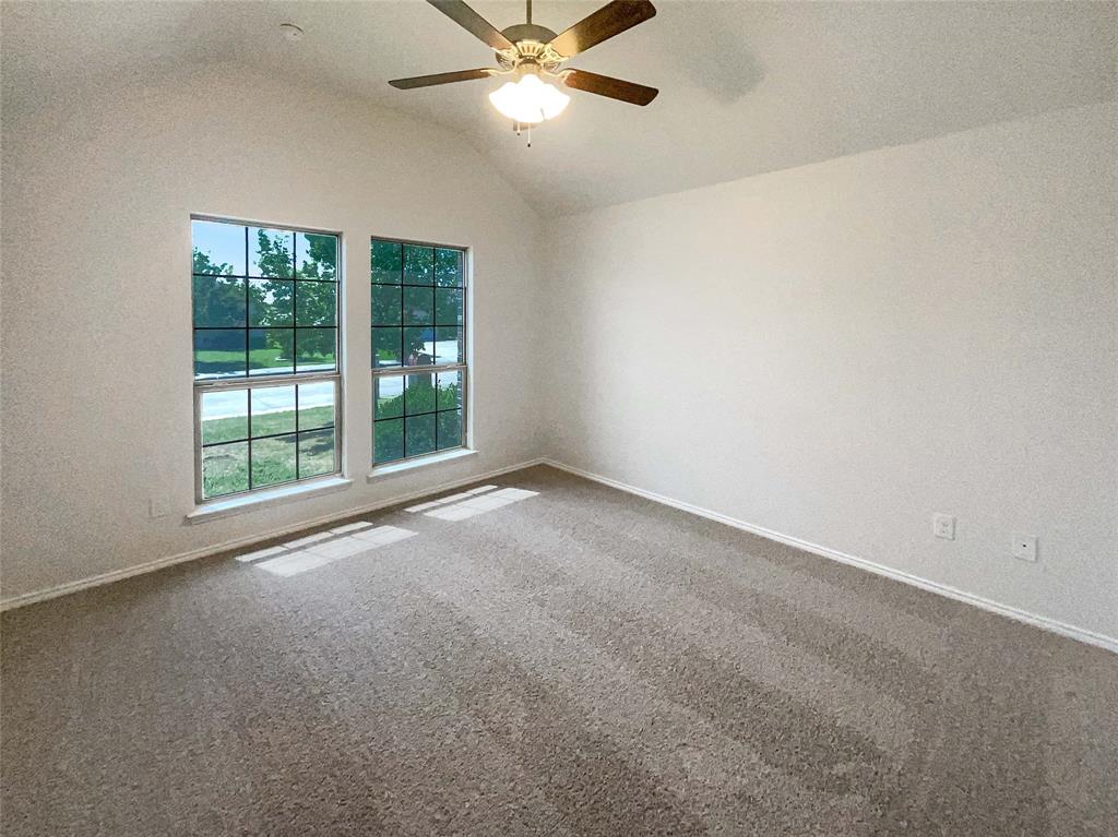 1904 Louis Miller Drive Property Photo 15