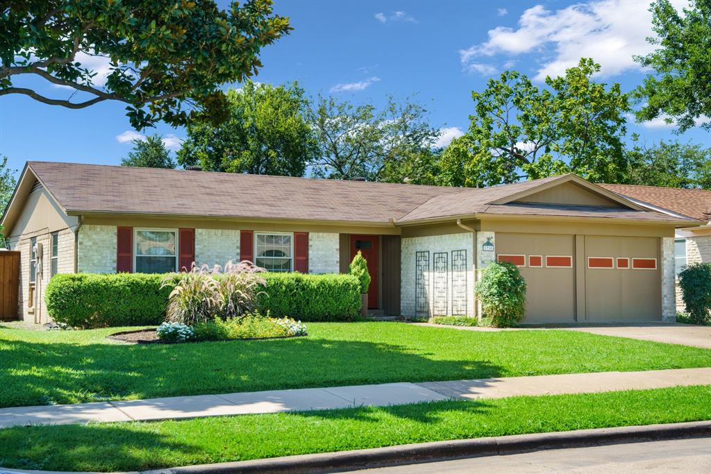 1710 Pine Knot Drive Property Photo 1