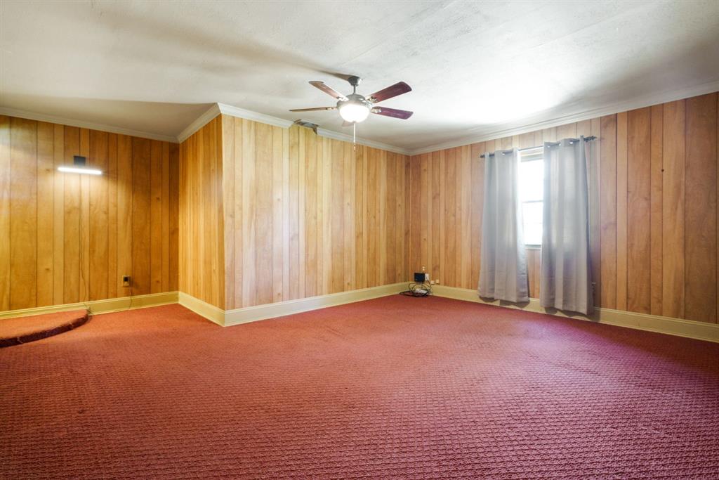 1710 Pine Knot Drive Property Photo 11