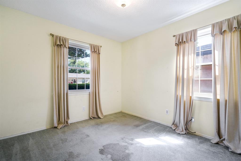1710 Pine Knot Drive Property Photo 17