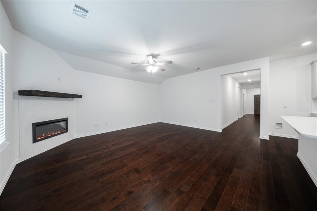 3417 Longfellow Avenue Property Photo 9