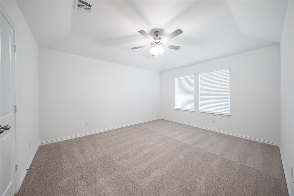 3417 Longfellow Avenue Property Photo 10