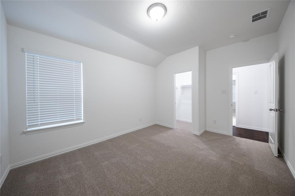 3417 Longfellow Avenue Property Photo 17
