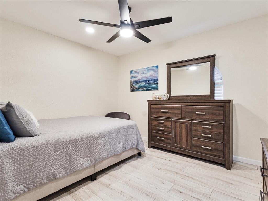 108 Sunview Street Property Photo 8