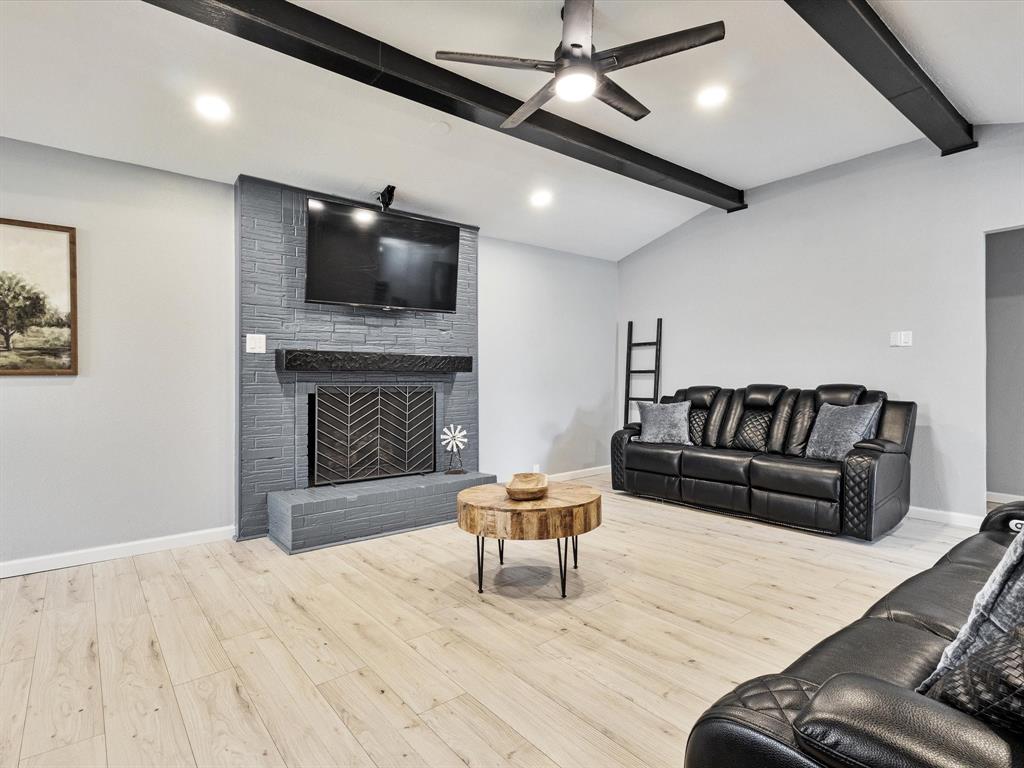 108 Sunview Street Property Photo 16
