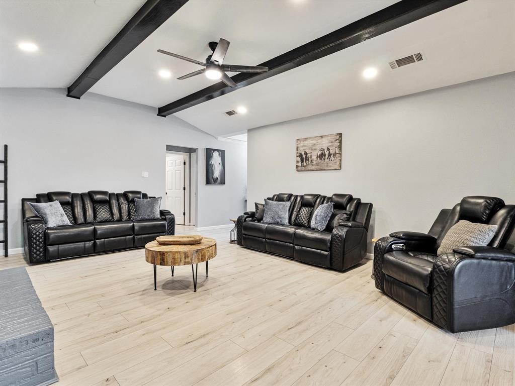 108 Sunview Street Property Photo 18