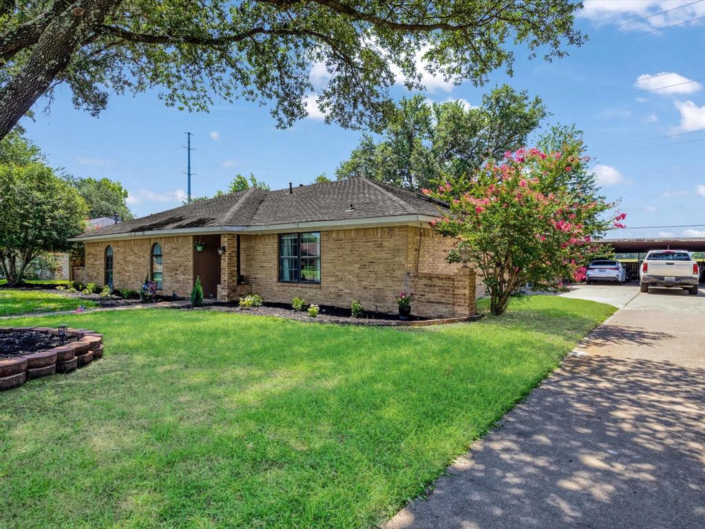 108 Sunview Street Property Photo 31