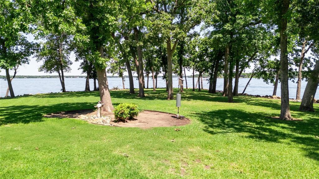 39 Lakeside Drive Property Photo 1