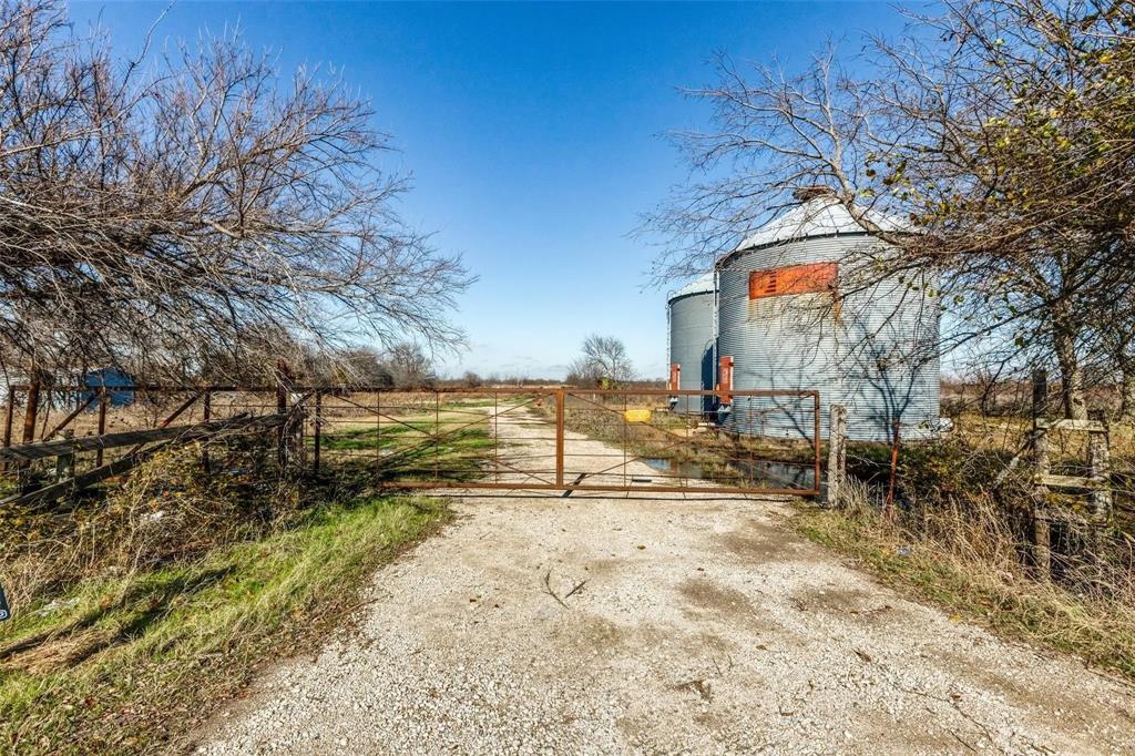8069 County Road 623 Property Photo 1