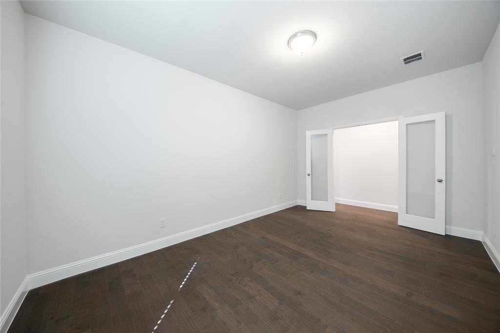3426 Hillingdon Road Property Photo 16