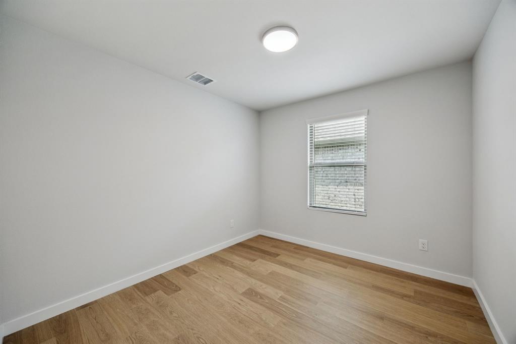 2319 Pedigree Lane Property Photo 18