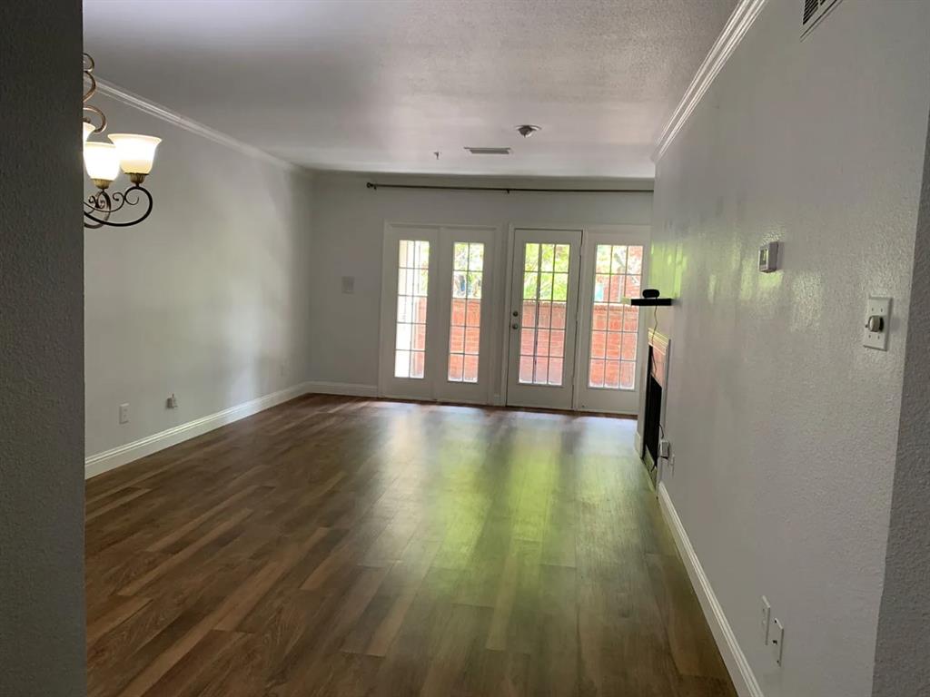 4510 Druid Lane 105 Property Photo 1