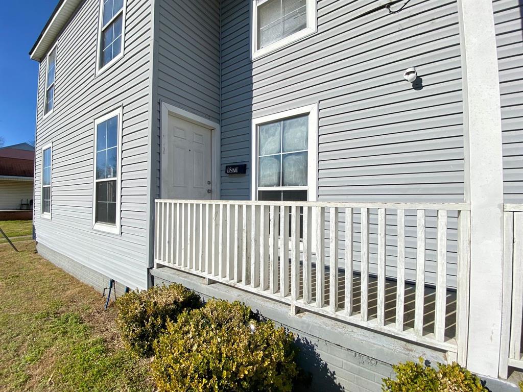 1271 Estelle Street Property Photo 1