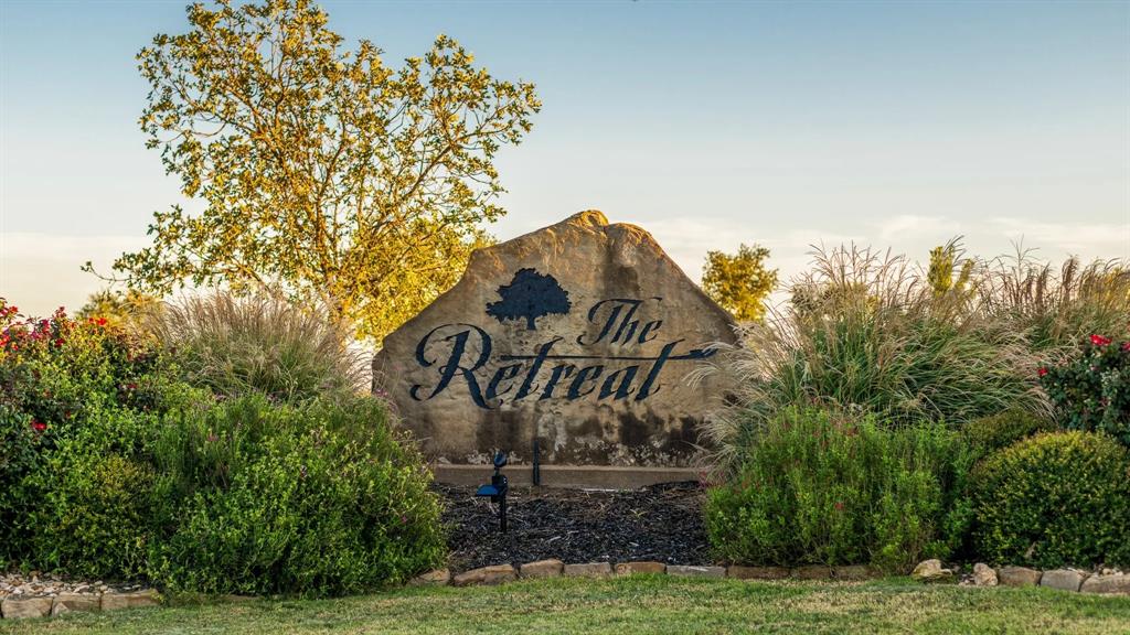 8638 Retreat Boulevard Property Photo 1