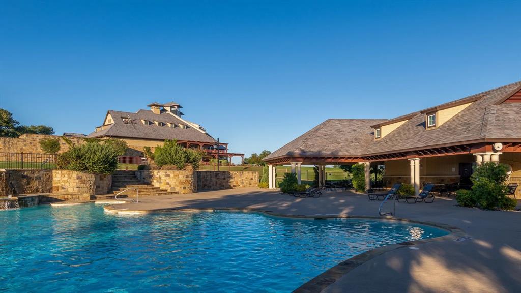 8638 Retreat Boulevard Property Photo 12