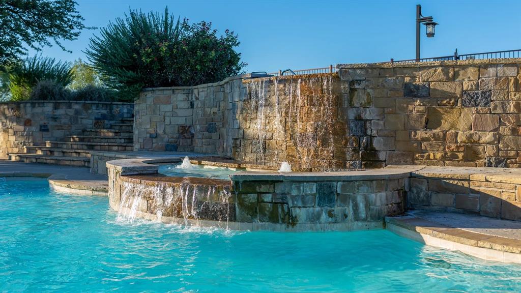 8638 Retreat Boulevard Property Photo 15