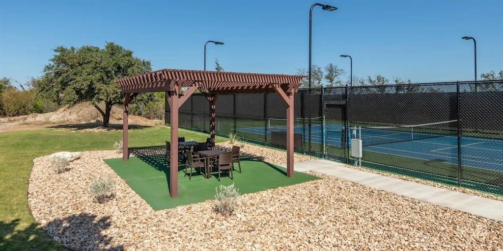 8638 Retreat Boulevard Property Photo 27