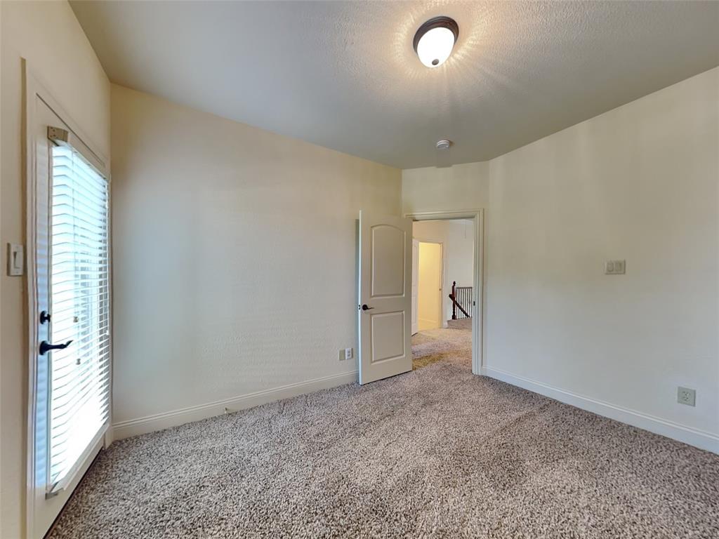 4037 Winsor Drive Property Photo 18