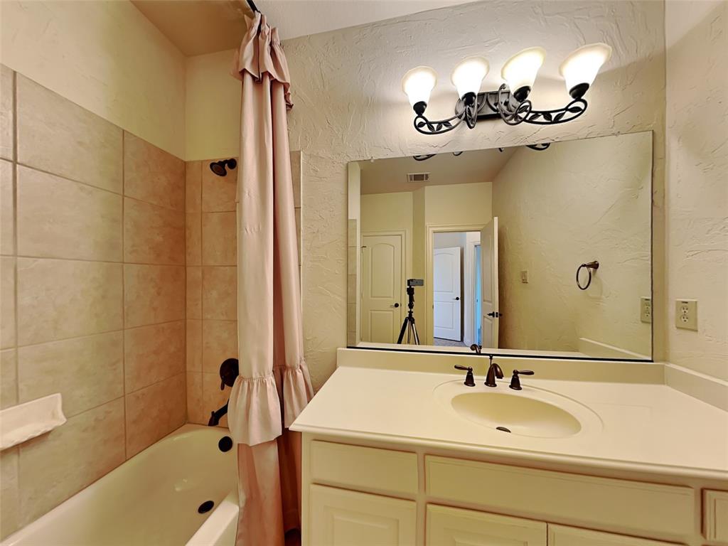 4037 Winsor Drive Property Photo 21