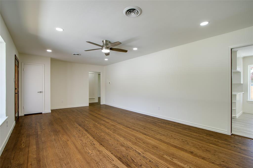 418 Frances Way Property Photo 6