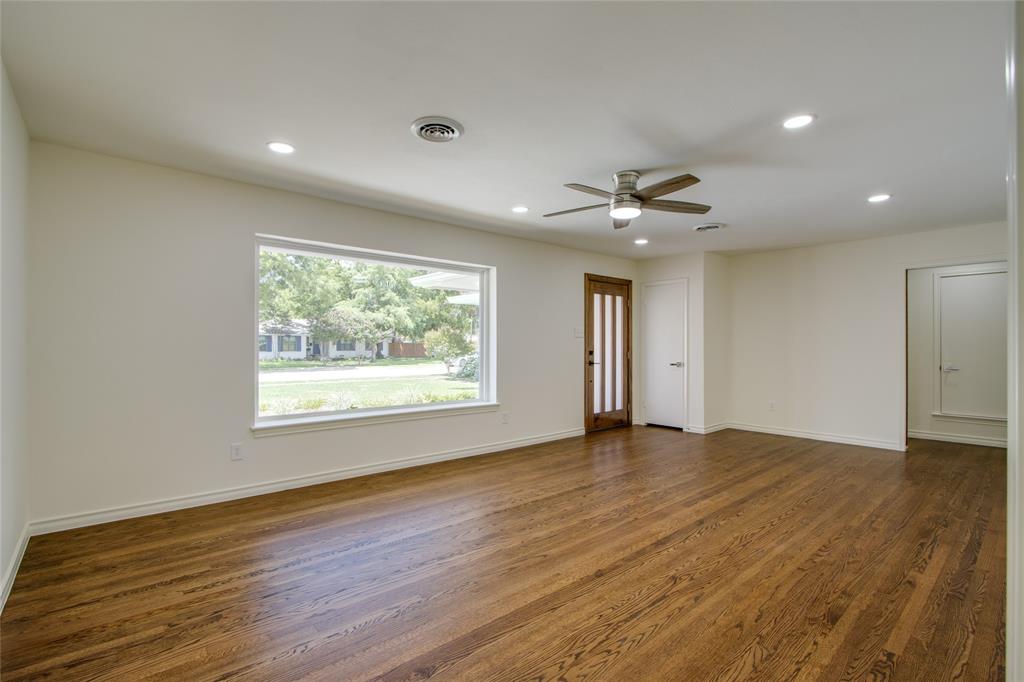 418 Frances Way Property Photo 7